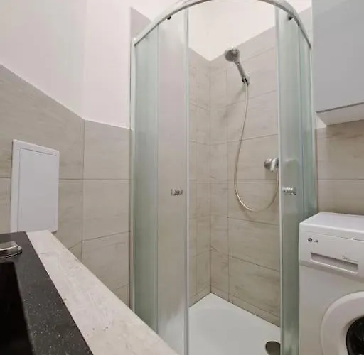 Flat Near The Vysehrad Castle Διαμέρισμα Πράγα